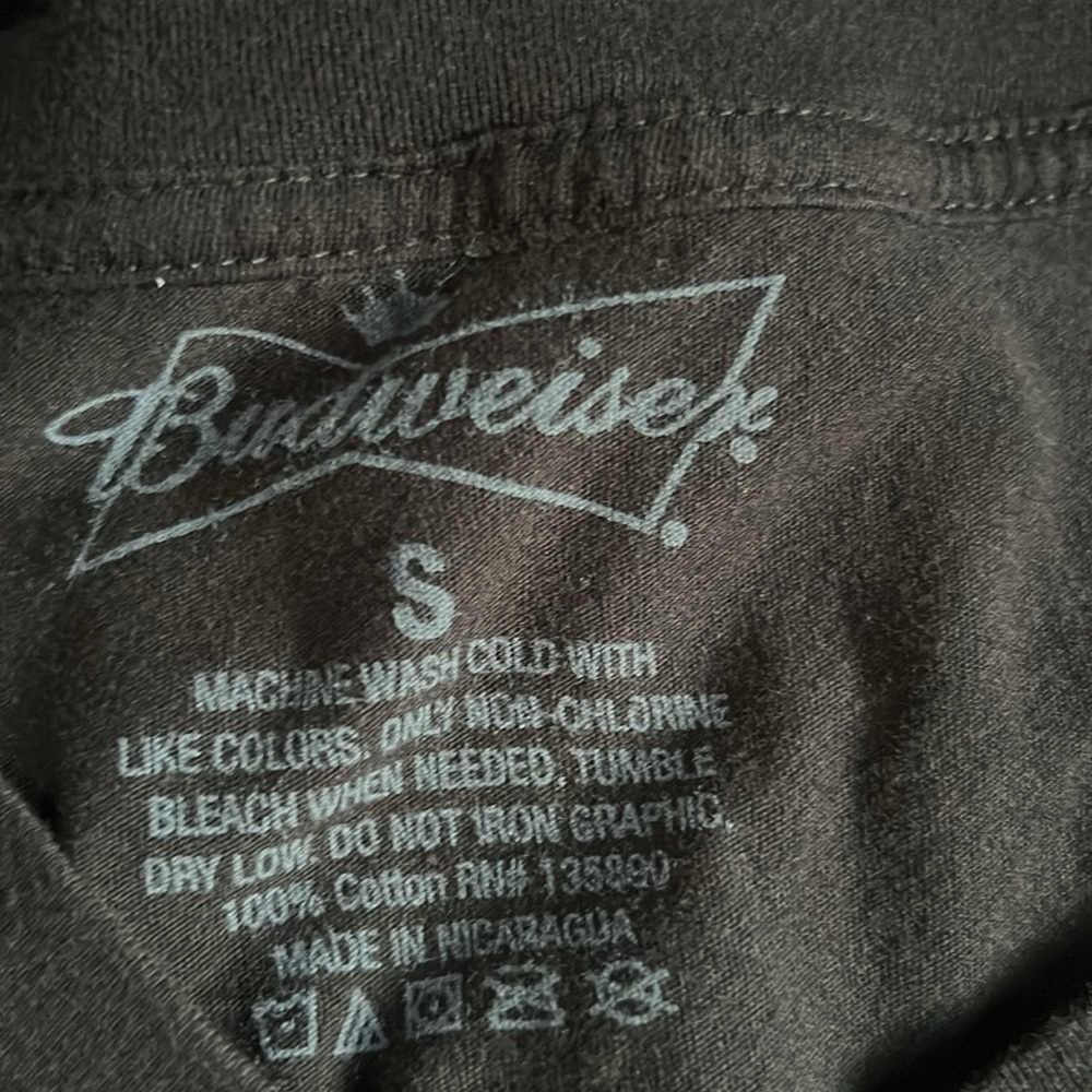 Vintage small Budweiser Sturgis Rally tee - Picture 3 of 3